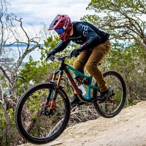 Meet your Posher, Wesley